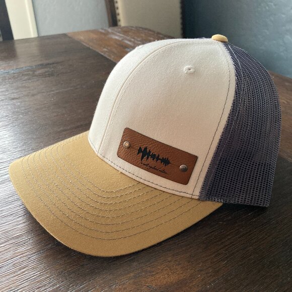 A Well-Regulated Militia Soundwave Beige/Gray/Amber Snapback Trucker Hat - Picture 2 of 4